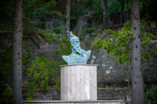 0 - Monumento a Skanderbeg